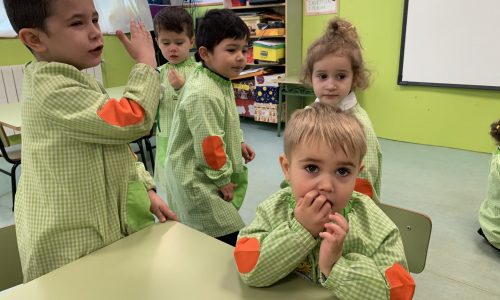 Imagen de nuestros alumnos de infantil en el aula